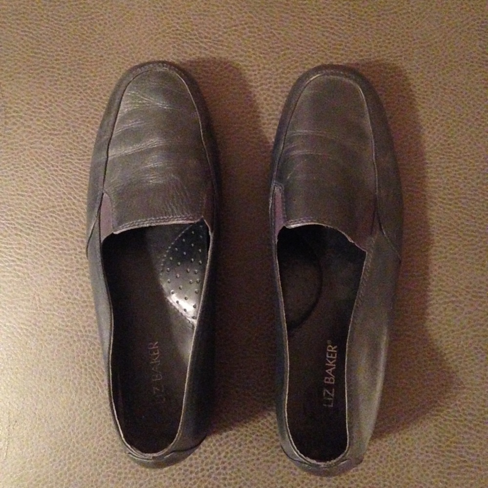 Liz Baker flats
